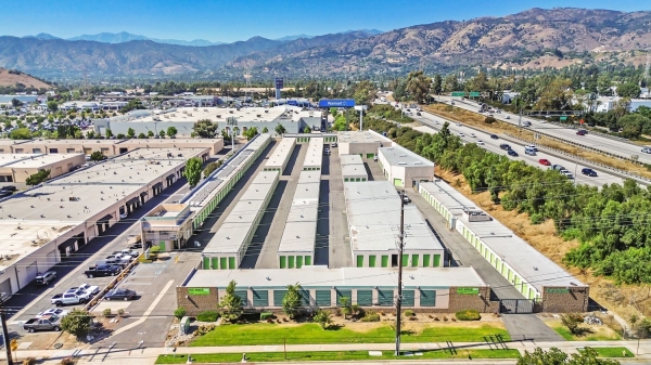 Facility photo: //images.sparefoot.com/medium/230972699433c0ebdb5.jpg