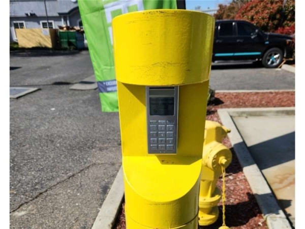 Facility photo: //images.sparefoot.com/medium/230997699433e077f1e.jpg