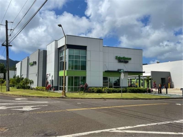 Facility photo: //images.sparefoot.com/medium/2310776994347cdefb9.jpg