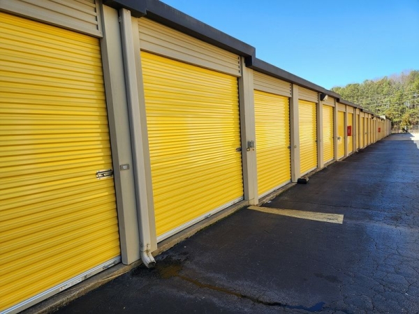 Storage Units at Extra Space Storage - 3028 - Marietta - Canton Rd - 1987 Canton Road
