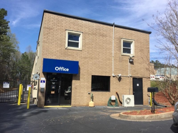 Storage Units at Extra Space Storage - 3029 - Marietta - Williams Drive - 1525 Williams Drive