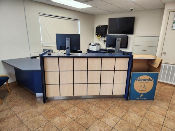 Storage Units at Extra Space Storage - 3070 - San Antonio - Culebra Road - 8025 Culebra Road