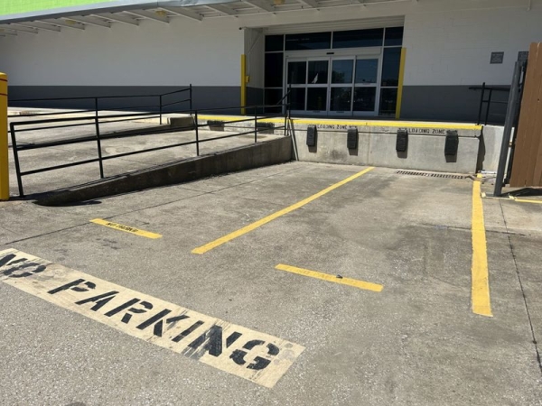 Storage Units at Extra Space Storage - 3185 - Dallas - Harry Hines Blvd - 4640 Harry Hines Boulevard