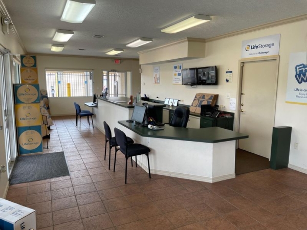 Storage Units at Extra Space Storage - 3208 - Cypress - Barker Cypress Rd - 7400 Barker Cypress Road