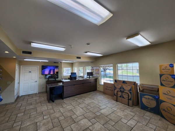 Storage Units at Extra Space Storage - 3229 - Dallas - Manderville Ln - 8555 Manderville Lane