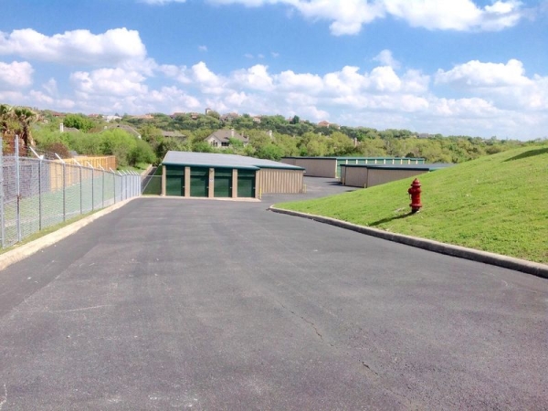 Storage Units at Extra Space Storage - 3232 - San Antonio - Blanco Rd - 20202 Blanco Road