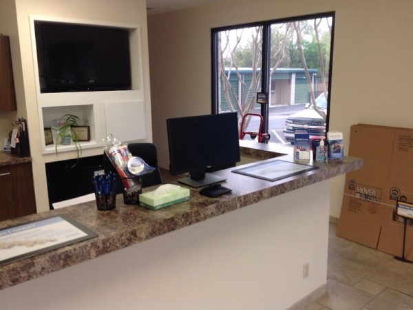 Storage Units at Extra Space Storage - 3232 - San Antonio - Blanco Rd - 20202 Blanco Road