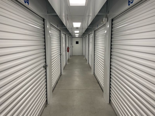 Storage Units at Extra Space Storage - 3268 - Montgomery - McLemore Dr. - 1925 Mclemore Drive