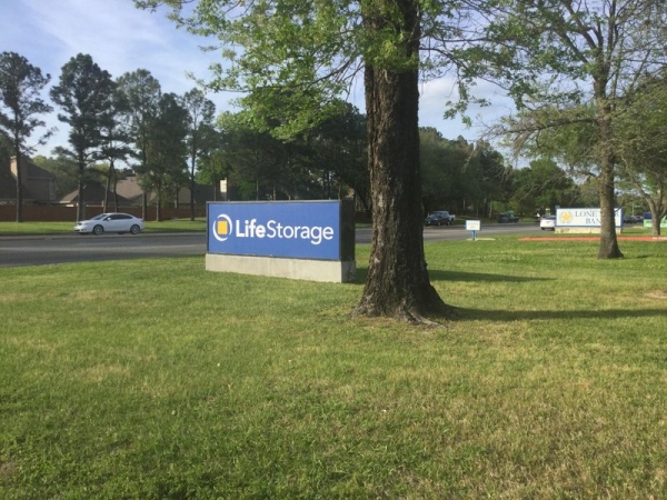 Storage Units at Extra Space Storage - 3288 - Houston - 7610 Highway 6 - 7550 Highway 6 North