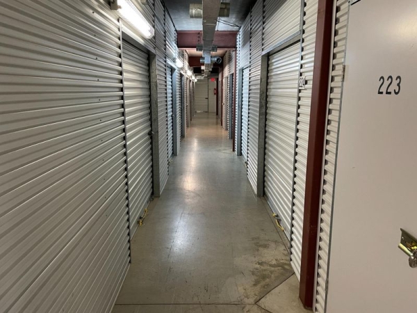 Storage Units at Extra Space Storage - 3288 - Houston - 7610 Highway 6 - 7550 Highway 6 North