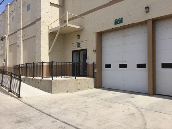 Storage Units at Extra Space Storage - 3329 - Chicago - Pershing Rd - 615 West Pershing Road