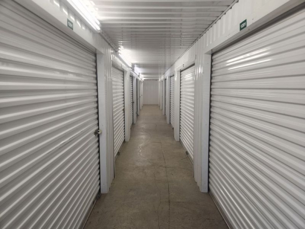 Facility photo: //images.sparefoot.com/medium/2314116852df2fae660.jpg