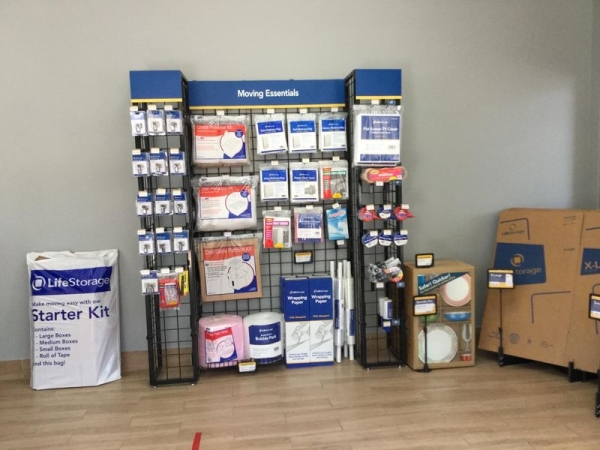 Storage Units at Extra Space Storage - 3368 - Chicago - Ashland Ave - 1625 South Ashland Avenue