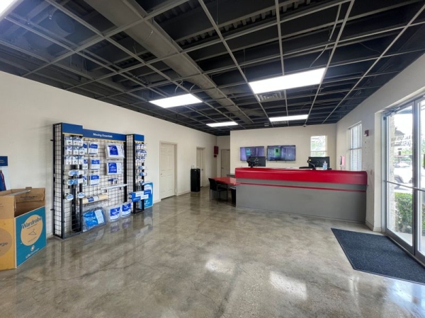 Storage Units at Extra Space Storage - 3374 - San Antonio - Blanco Road - 7340 Blanco Road