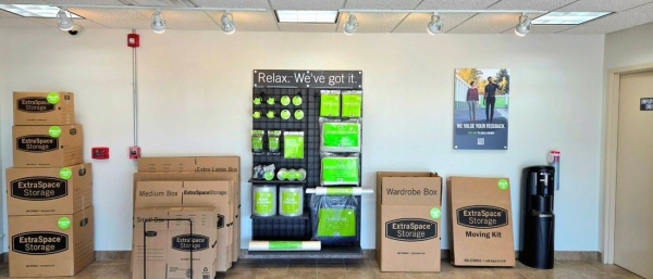 Facility photo: //images.sparefoot.com/medium/23143169fdd12716991.jpg
