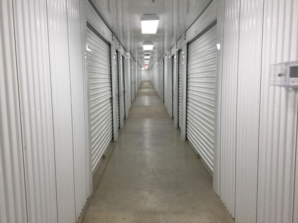 Storage Units at Extra Space Storage - 3420 - McKinney - Alma Rd - 3080 Alma Road