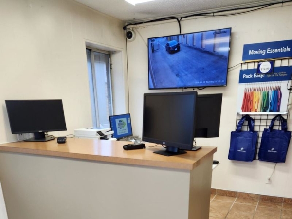 Storage Units at Extra Space Storage - 3574 - Dallas - 3333 N Buckner Blvd - 3333 North Buckner Boulevard