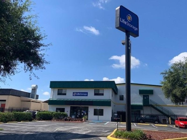 Storage Units at Extra Space Storage - 3675 - Tampa - Gunn Hwy - 4216 Gunn Highway