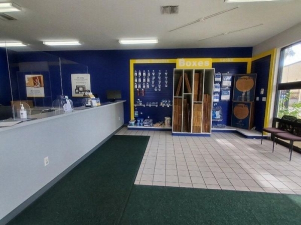 Storage Units at Extra Space Storage - 3676 - Tampa - 1821 Fletcher Ave - 1821 East Fletcher Avenue