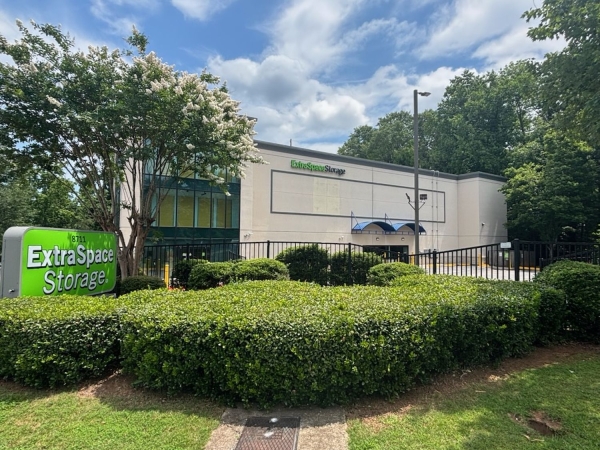 Facility photo: //images.sparefoot.com/medium/23153969942f8ee8391.jpg