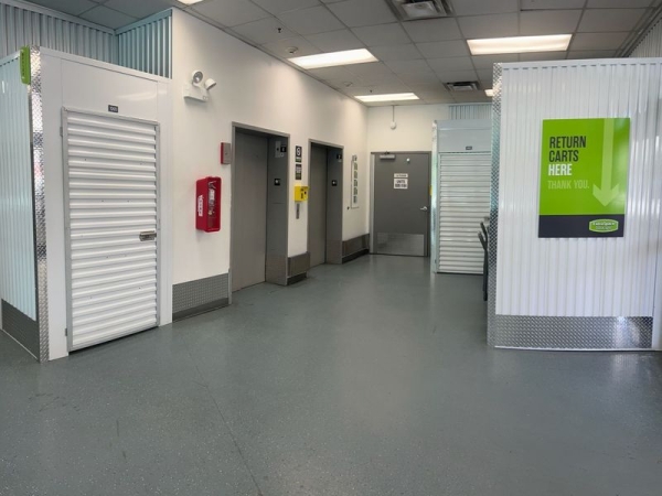 Storage Units at Extra Space Storage - 3695 - Chicago - Desplaines St - 465 North Desplaines Street