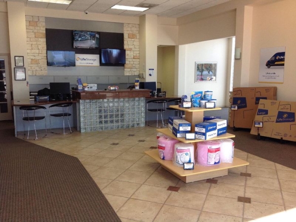 Storage Units at Extra Space Storage - 3798 - Houston - 1960 Rd - 11500 Farm To Market 1960 Road West