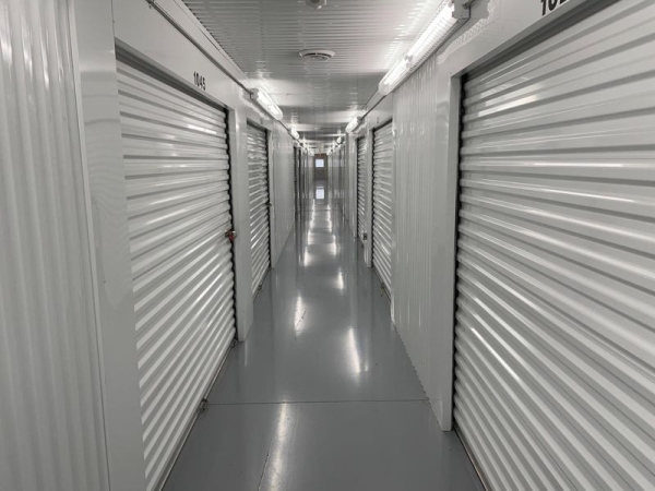 Storage Units at Extra Space Storage - 3799 - Houston - Richmond Ave - 12555 Richmond Avenue