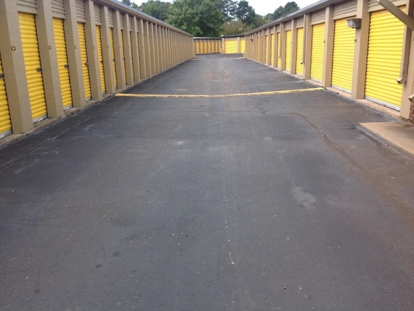 Facility photo: //images.sparefoot.com/medium/23168064d532beec0b4.jpg