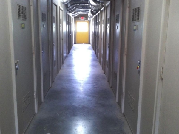 Facility photo: //images.sparefoot.com/medium/23168664d53302a9521.jpg