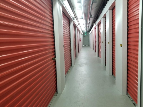 Facility photo: //images.sparefoot.com/medium/23169464d53359c482b.jpg