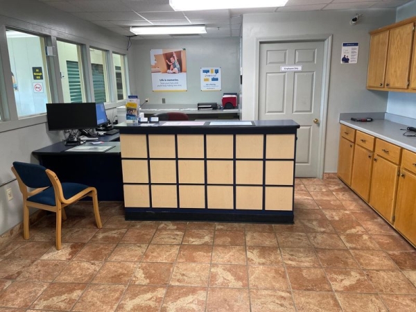 Facility photo: //images.sparefoot.com/medium/23169864d5338e7548f.jpg