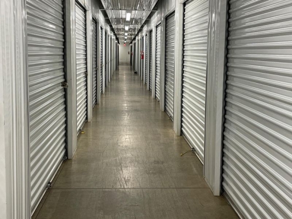 Facility photo: //images.sparefoot.com/medium/23169964d533963a34e.jpg