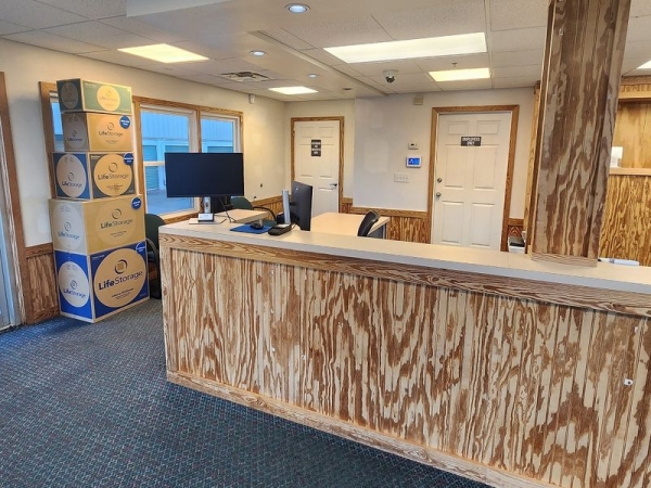 Storage Units at Extra Space Storage - 4146 - Marietta - Powder Springs Rd SW - 1401 Powder Springs Street Southwest