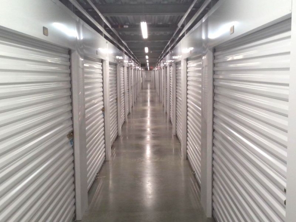 Storage Units at Extra Space Storage - 4185 - Houston - Cullen Blvd - 12812 Cullen Boulevard