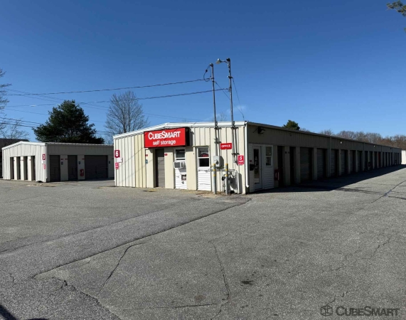 Facility photo: //images.sparefoot.com/medium/231766688b24b9dd445.jpg