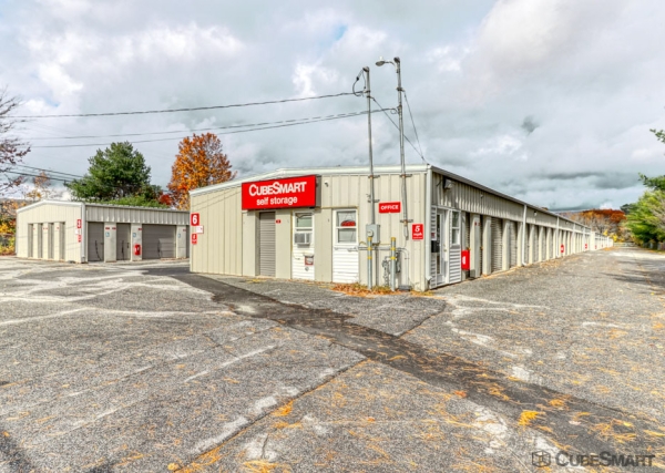 Facility photo: //images.sparefoot.com/medium/23176669df497150816.jpg