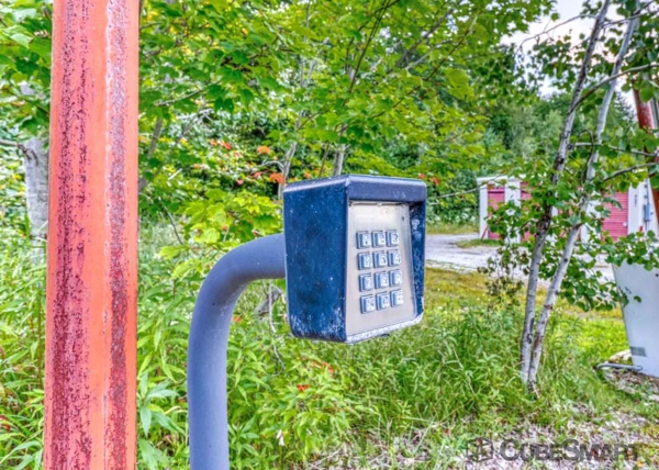 Facility photo: //images.sparefoot.com/medium/231767695f736e53110.jpg