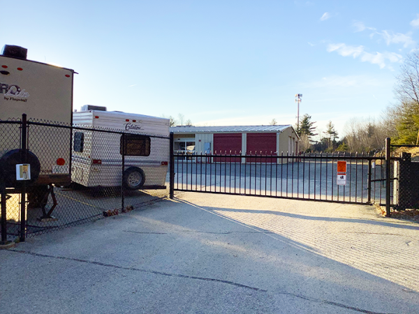 Facility photo: //images.sparefoot.com/medium/231772692887c3e4bbe.png