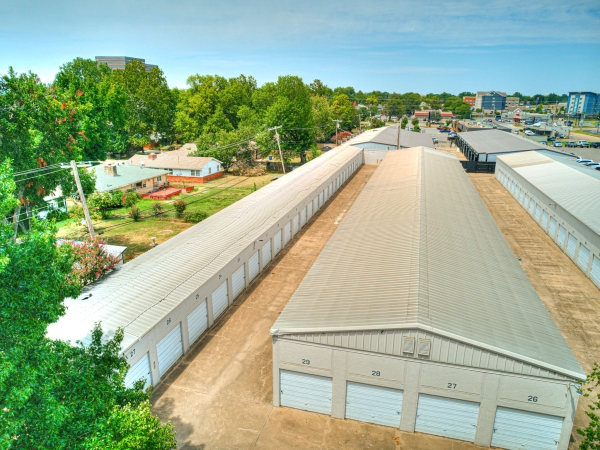 Storage Units at Storelocal Tulsa - 4512 East 51St Street