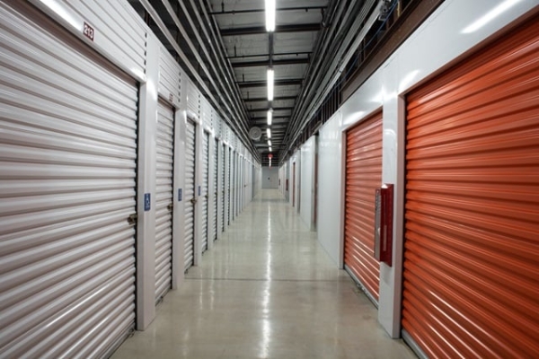 Facility photo: //images.sparefoot.com/medium/2318326a071ef2a4931.jpg