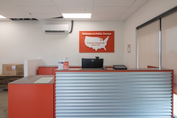 Facility photo: //images.sparefoot.com/medium/2318326a071ef3a74c9.jpg