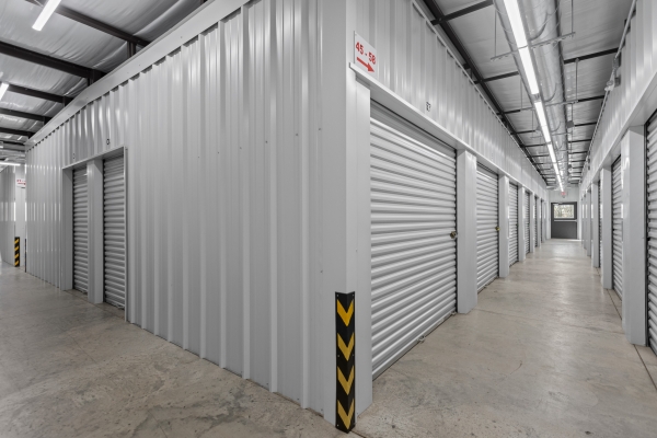 Facility photo: //images.sparefoot.com/medium/2318346893a8067d09e.jpg