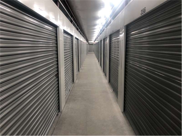 Facility photo: //images.sparefoot.com/medium/23188564e00362ab589.jpg