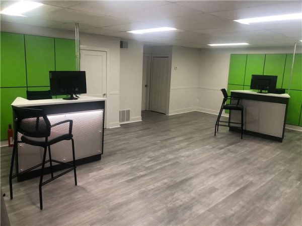 Facility photo: //images.sparefoot.com/medium/23188564e0036410f77.jpg