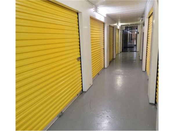 Storage Units at Extra Space Storage - 6097 - Dallas - 2339 Inwood Rd - 2339 Inwood Road