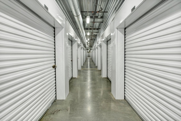 Facility photo: //images.sparefoot.com/medium/231923699430b89c9dc.jpg