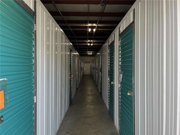 Storage Units at Extra Space Storage - 6134 - Clearwater - 62nd St - 14433 62nd Street North