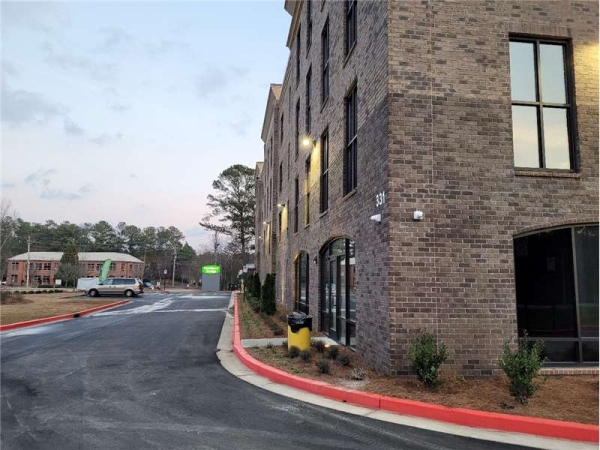 Storage Units at Extra Space Storage - 7394 - Kennesaw - Chastain Rd NW - 331 Chastain Road Northwest