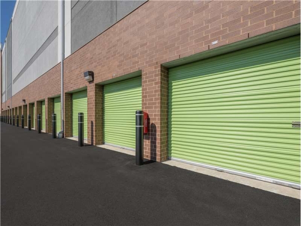 Facility photo: //images.sparefoot.com/medium/2319996a58c9f599ce3.jpg