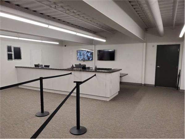 Facility photo: //images.sparefoot.com/medium/23204664e00a1ba5f69.jpg